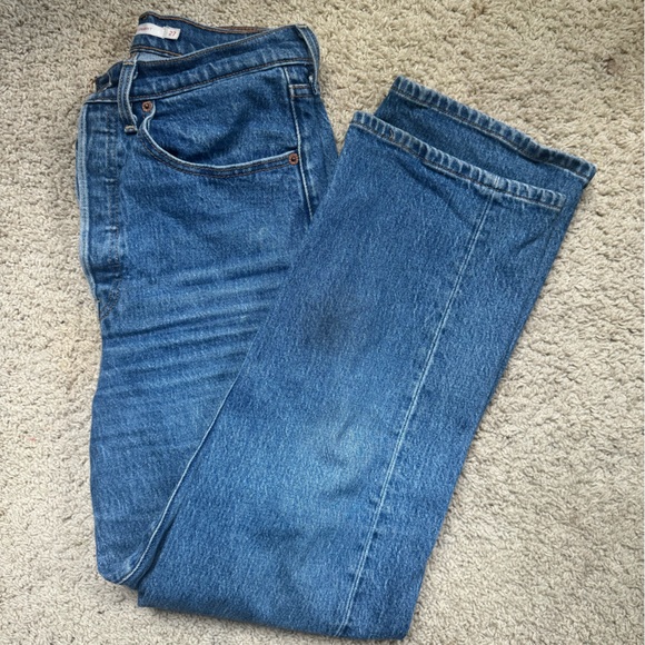 Levi’s Women’s Blue Ribcage Straight Ankle Jeans - Picture 3 of 3